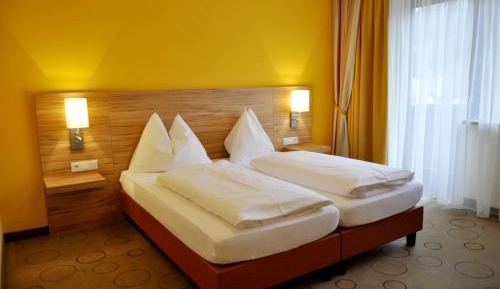 Double or Twin Room with Balcony