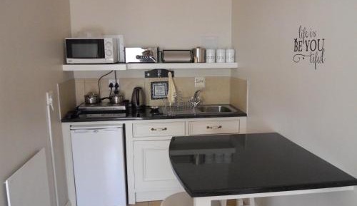 Suite with Kitchenette