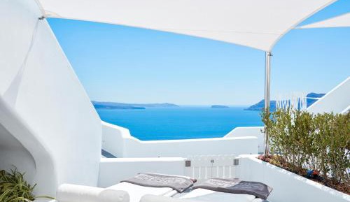 Deluxe Suite with Caldera View