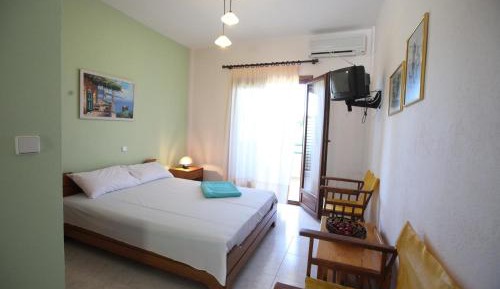 Studio with Sea View