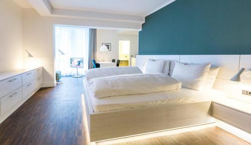 Large Double Room