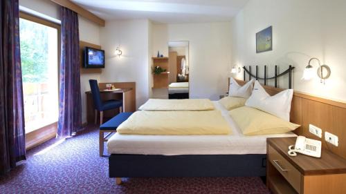 Double Room with Mountain View