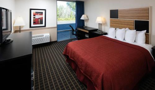 Queen Room