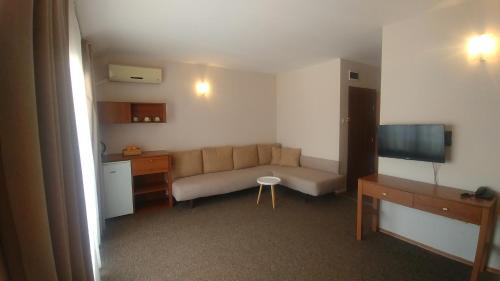Studio with Terrace