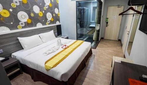 Deluxe King Room