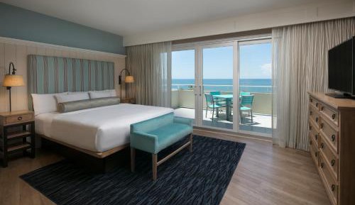 One-Bedroom Suite with Gulf View - Main Building