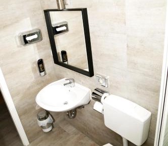 Twin Room with Shared Bathroom