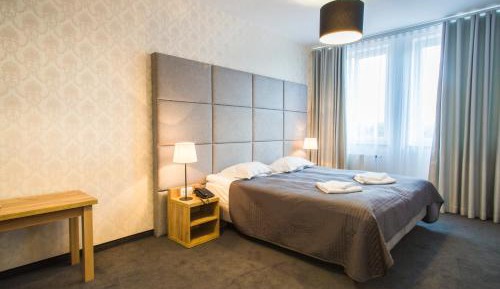 Deluxe Double Room with Shower