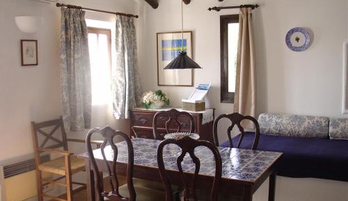 Two-Bedroom Apartment (6 Adults)