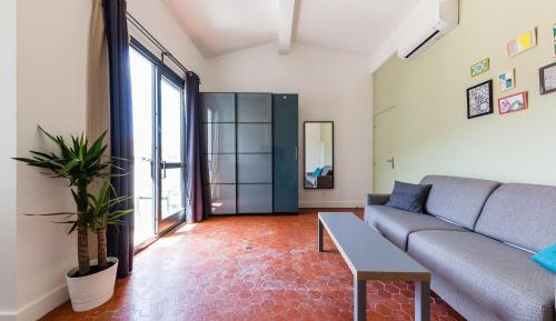 Apartment with Terrace - Marius