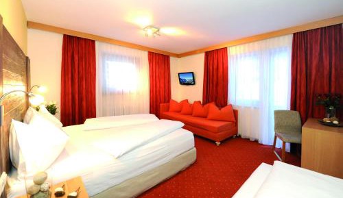 Superior Double Room with Balcony