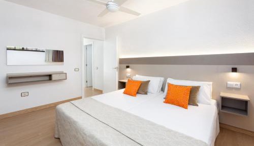 Family Apartment (6 Adults)