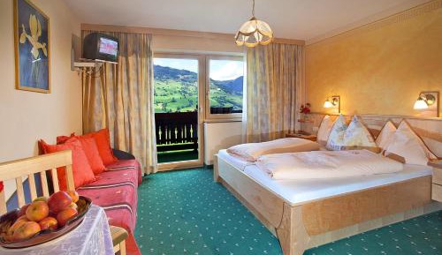 Triple Room with Balcony