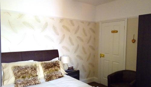 Deluxe Double Room with Shower