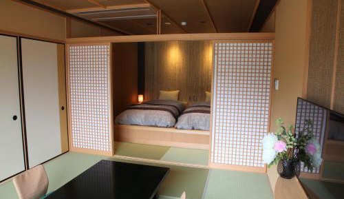 Quadruple Room with Lake View - Non-Smoking