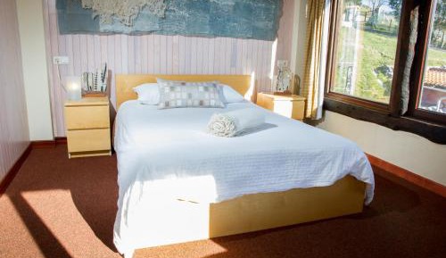 Standard Double Room with Shared Bathroom