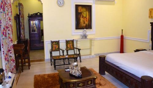 Executive Suite with 10% Discount on Food