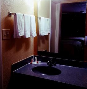 King Room - Non-Smoking