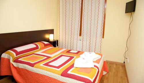Double Room with Private External Bathroom