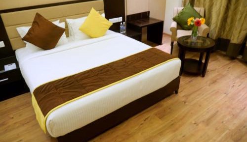 Large Double Room