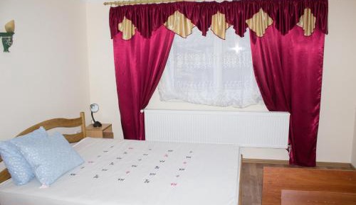 Basic Triple Room