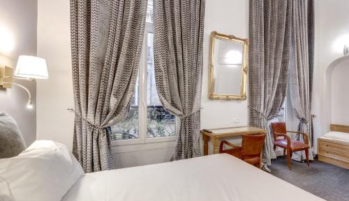 Triple Room with 2 Beds