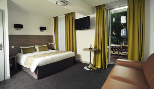 Privilege Quadruple Room