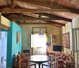 Bungalow (6 Adults)