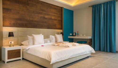 Deluxe Junior Suite with Terrace