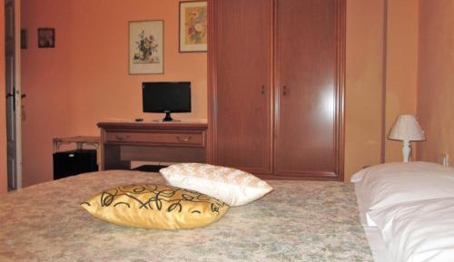 Deluxe Single Room