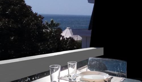 Studio Apartment with Sea View