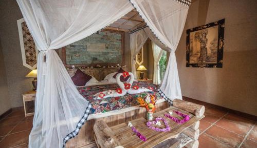 One-Bedroom Bungalow