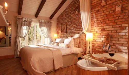 Superior Suite with Garden View, Sauna and Fireplace