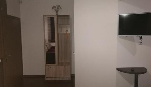 King Studio with Sofa Bed