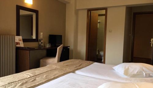Classic Twin Room with Back View