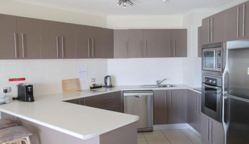 Two-Bedroom Apartment (Free WIFI Access)