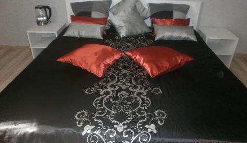 King Room with Shared Bathroom