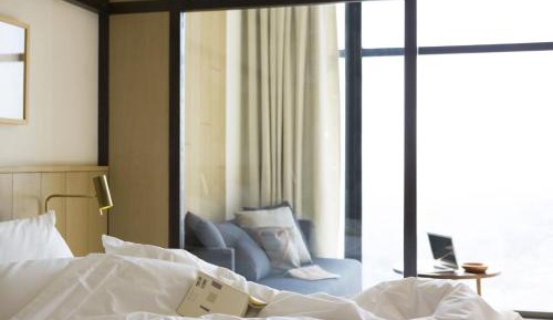 Premier Room