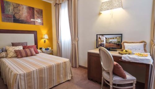 Classic Double or Twin Room