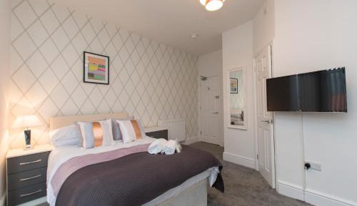 Double Room with Private Bathroom