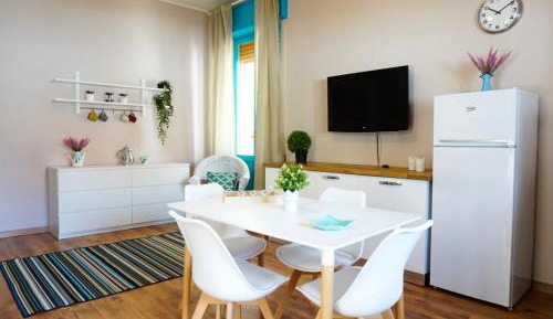 Apartment with Garden View