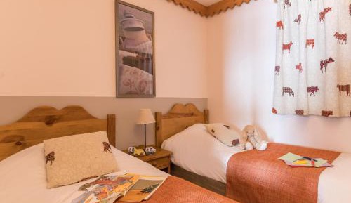 Two-Bedroom Apartment (5 People)