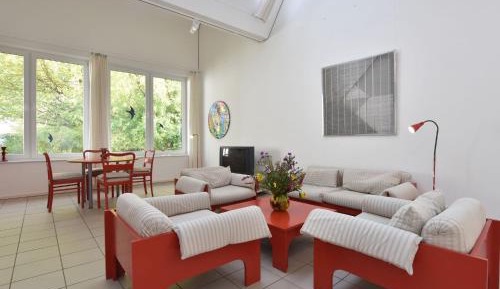 One-Bedroom Holiday Home