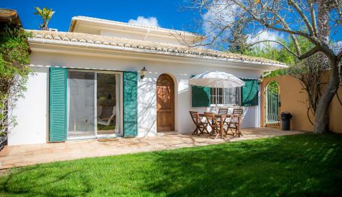 One-Bedroom House with Private Garden