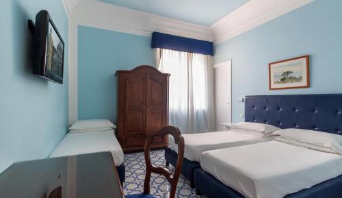 Economy Triple Room