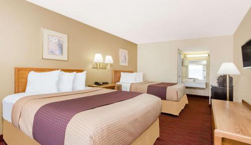 Double Room with Two Double Beds - Non-Smoking