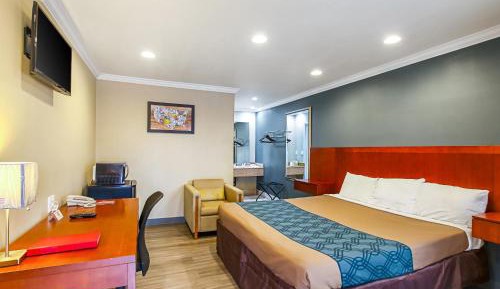 King Room - Non-Smoking