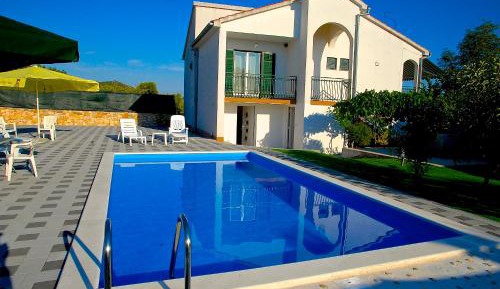 Three Bedroom holiday home 