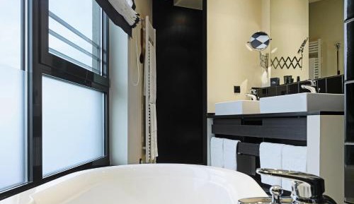 George Junior Suite