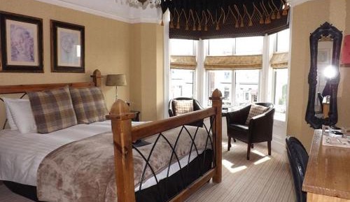 Superior King Room
